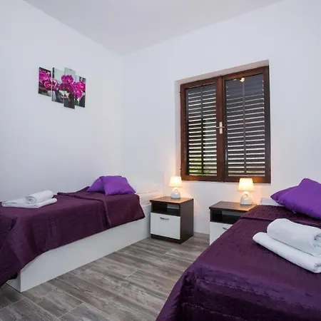 Appartement Roza- Two-bedroom
